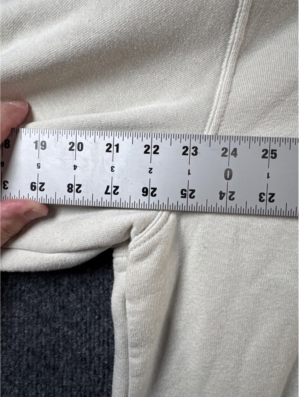 Carhartt Mens XL Loose Fit Cream Hoodie Logo Sleeve Pullover Workwear Sweatshirt - Picture 9 of 12